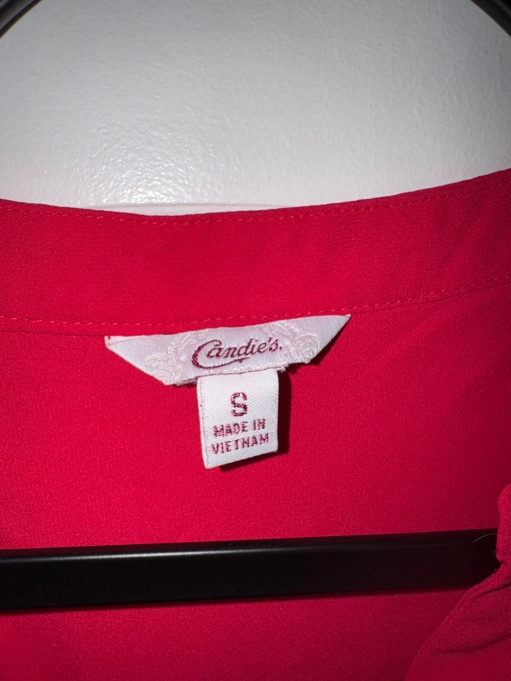 Candie’s Pink Blouse Size S Sheer V Neck Flowy Long Sleeve Top - Picture 3 of 7